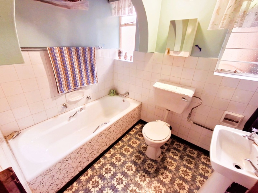 3 Bedroom Property for Sale in Vaalpark Free State